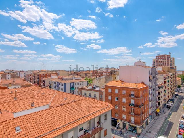 Piso en venta en Salamanca, Salesas