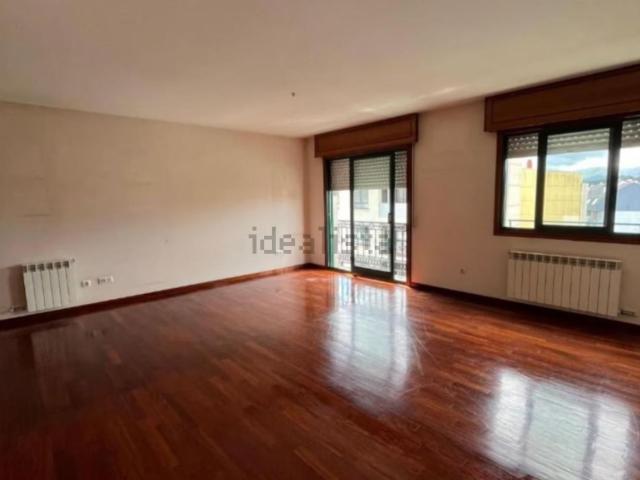 Piso en venta en Salvaterra De Miño, Os Feás