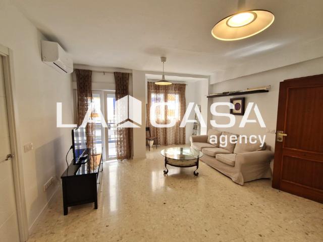 Apartamento en alquiler en Sevilla, La Buhaira