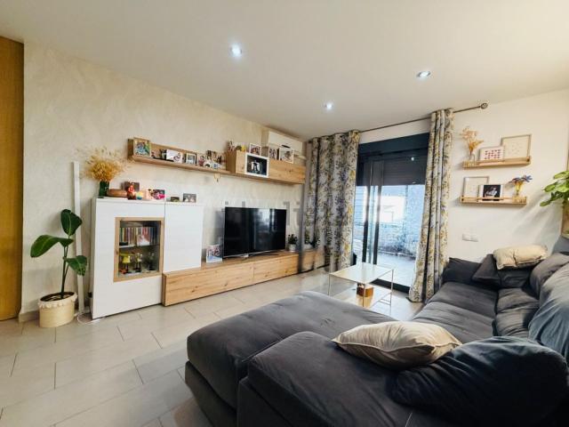 Piso en venta en Atzavares, el Baix Vinalopó