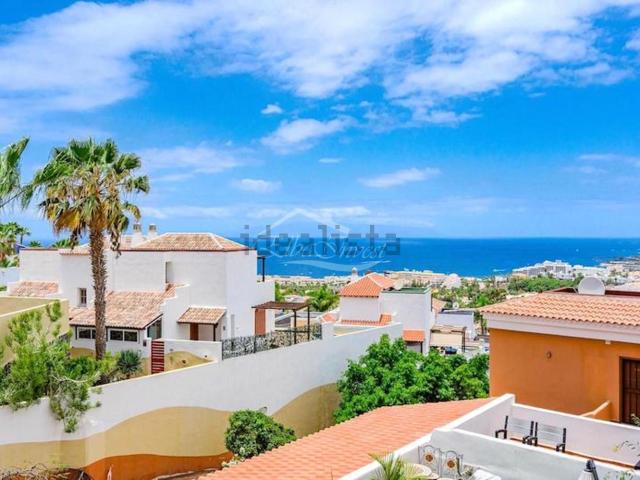 Dúplex en venta en San Eugenio Alto, Adeje