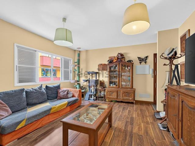 Piso en venta en Guargacho, San Miguel de Abona