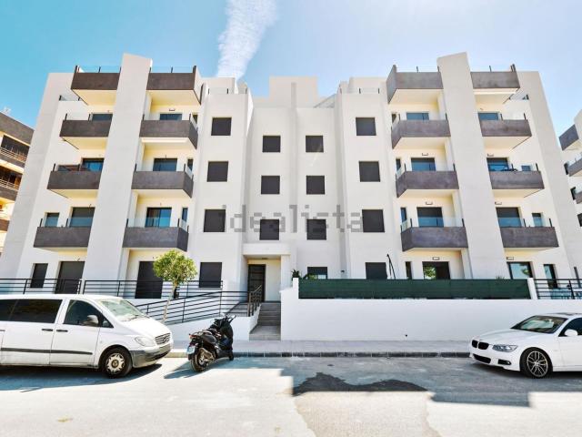 Piso en alquiler en San Miguel De Salinas, Valencia