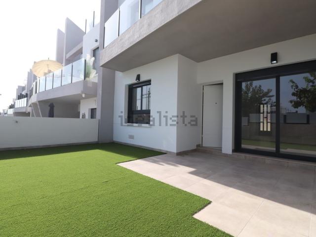 Piso en alquiler en San Miguel De Salinas, Valencia