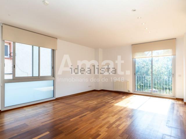 Piso en alquiler en Sant Just Desvern, Barcelona