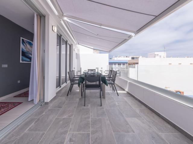 Ático en venta en Santa Catalina-Canteras, Gran Canaria