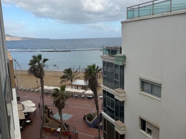 Piso en venta en Santa Catalina-Canteras, Gran Canaria