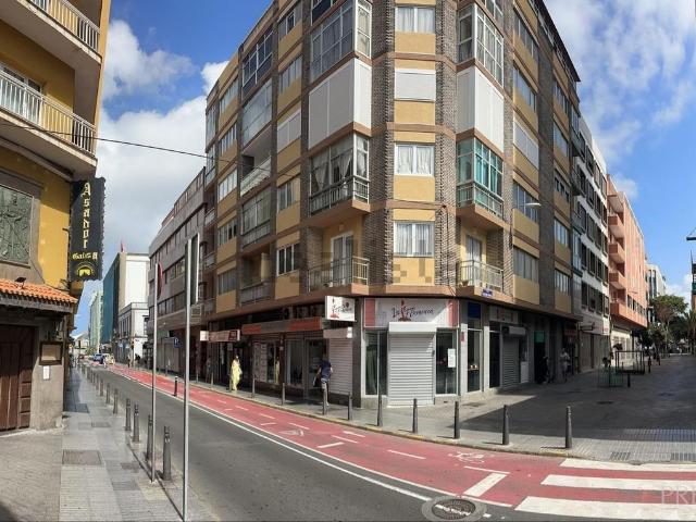 Piso en venta en Santa Catalina-Canteras, Gran Canaria