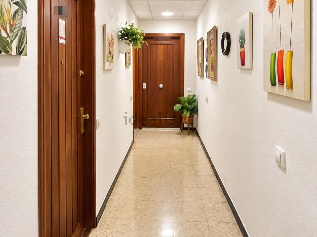 Piso en venta en Santa Catalina-Canteras, Gran Canaria