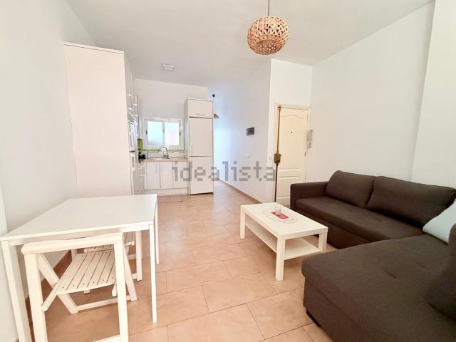 Piso en venta en Santa Catalina-Canteras, Gran Canaria
