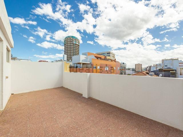 Ático en venta en Santa Catalina-Canteras, Gran Canaria