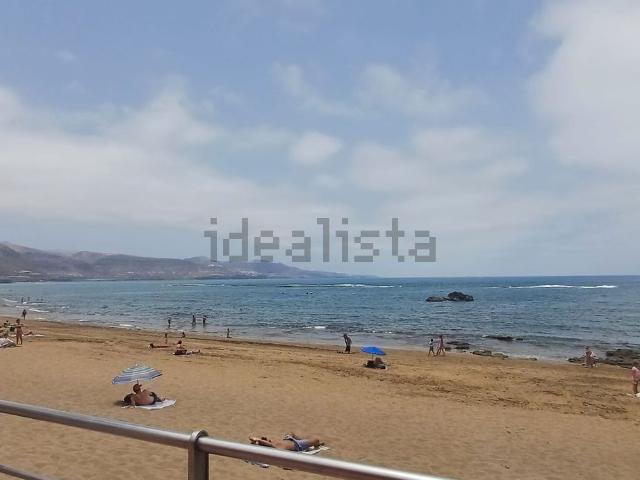 Piso en venta en Santa Catalina-Canteras, Gran Canaria