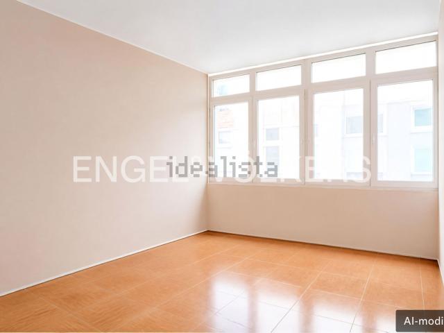 Piso en venta en Santa Catalina-Canteras, Gran Canaria