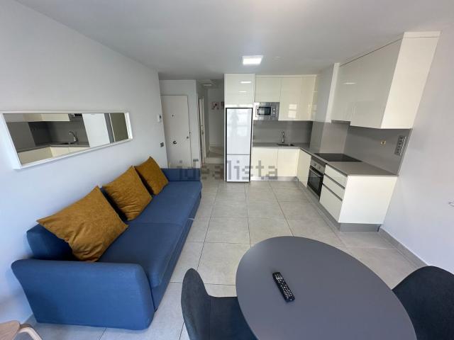 Dúplex en alquiler en Santa Catalina-Canteras, Gran Canaria
