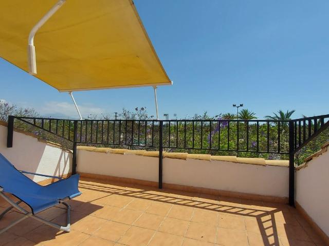 Ático en alquiler en la Santa Faç, l'Alacantí