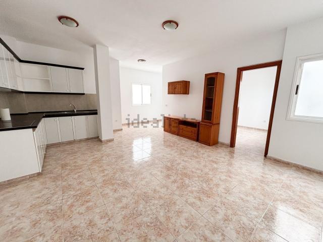 Piso en venta en Santa Lucía de Tirajana, Canarias