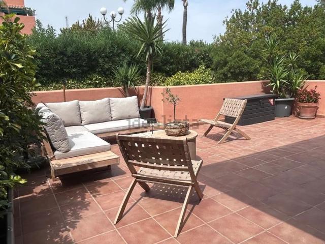 Dúplex en alquiler en Elviria, Marbella