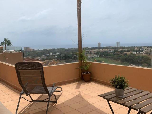 Ático en alquiler en Elviria, Marbella