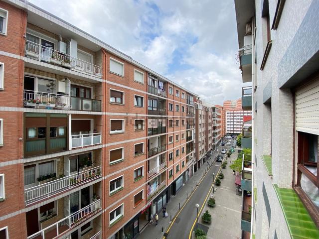 Piso en venta en Bilbao, Santutxu