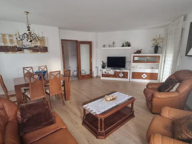 Piso en alquiler en Vista Alegre, O Salnés