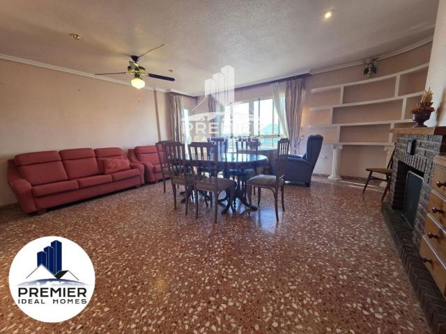 Piso en venta en María Moliner, l'Alt Vinalopó / El Alto Vinalopó