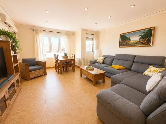 Piso en venta en María Moliner, l'Alt Vinalopó / El Alto Vinalopó