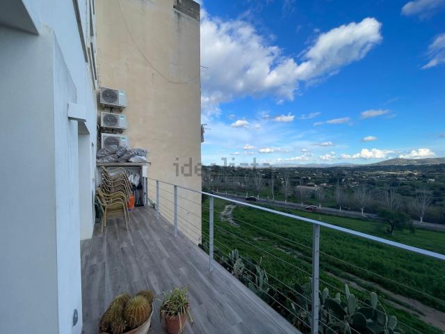 Piso en alquiler en Camarata, Selva