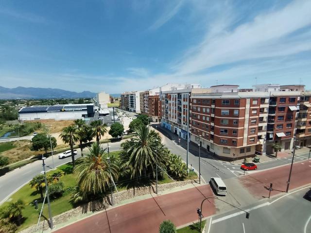 Piso en venta en Coslada, Pilar Brabo