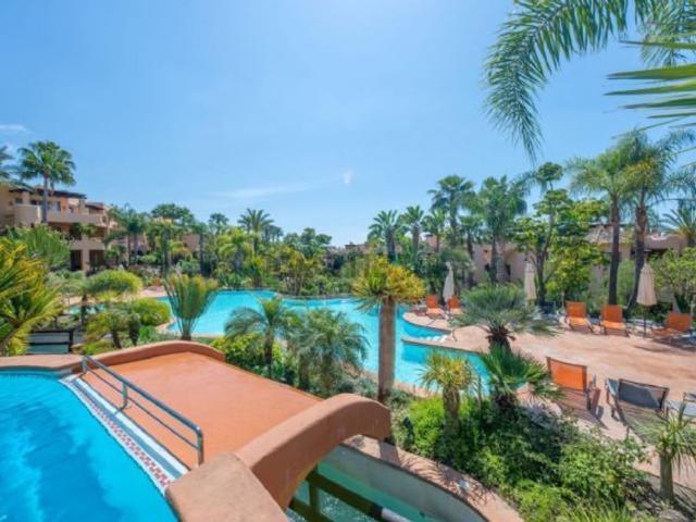 Piso en venta en La Carolina, Costa del Sol Occidental