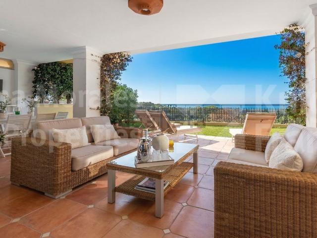 Piso en venta en La Carolina, Costa del Sol Occidental
