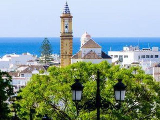 Piso en venta en Barriada Islas Canarias, Costa del Sol Occidental