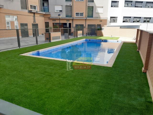 Apartamento en alquiler en El Rodeo, Cáceres