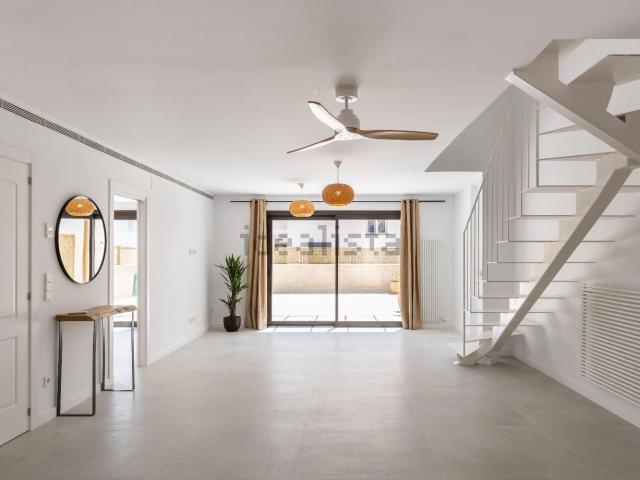 Dúplex en venta en Sóller, Urbanització es Través