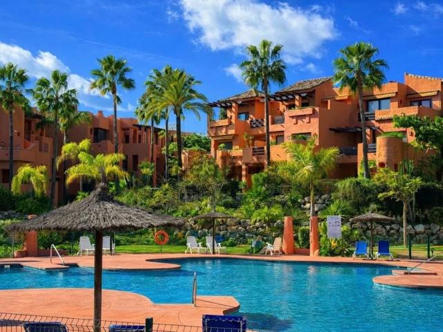 Ático en alquiler en Resinera-Voladilla, Costa del Sol Occidental