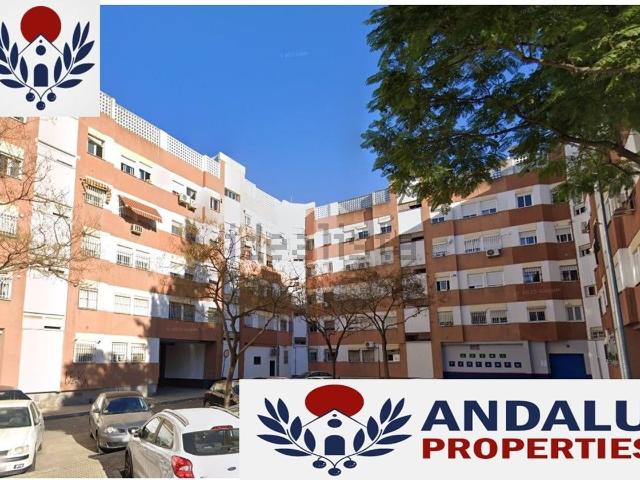 Piso en venta en Sevilla, La Oliva