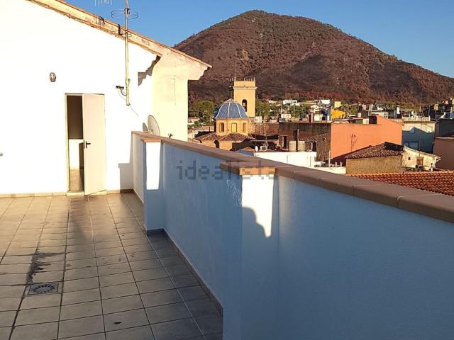 Piso en venta en Urbanització Falda de Montí, Tales