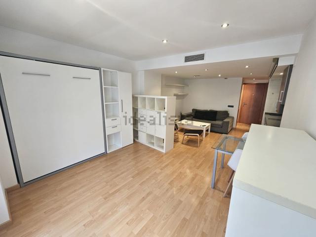 Piso en alquiler en els Quatre Garrofers, Tarragonès