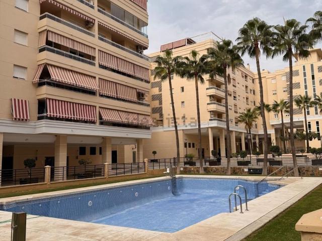 Piso en venta en Teatinos, Málaga