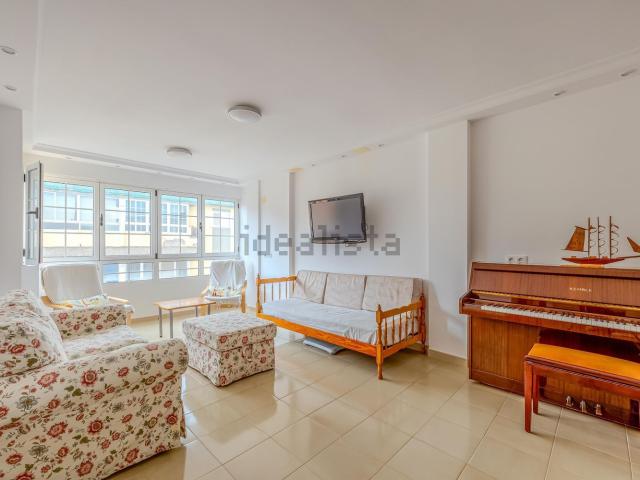 Piso en venta en Cendro, Telde