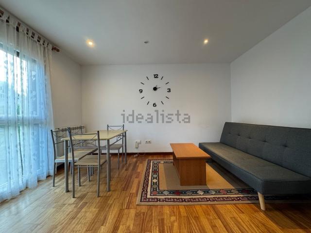 Piso en alquiler en Cacheiras, Santiago