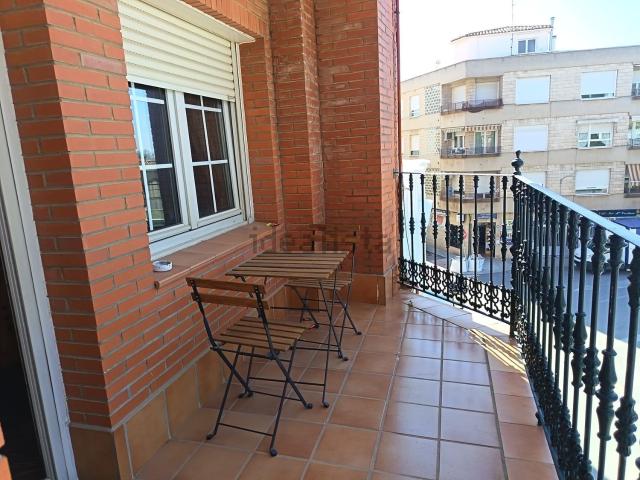 Piso en venta en Tomelloso, Ciudad Real
