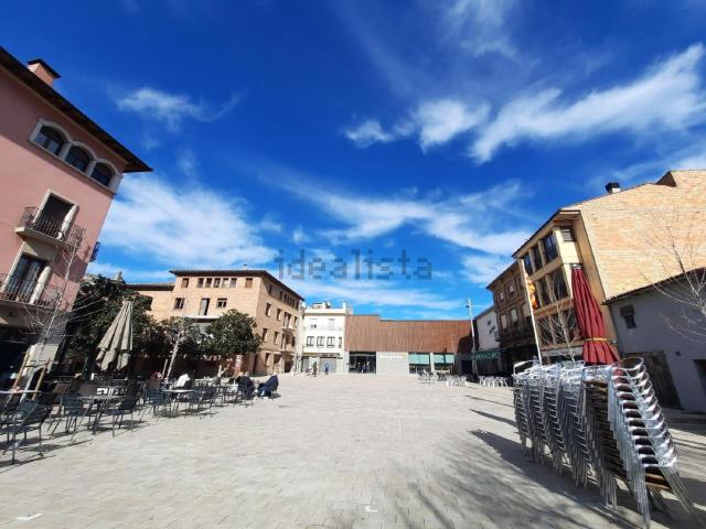Piso en venta en Raval, Osona