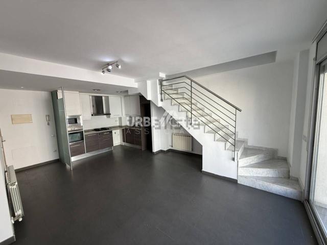 Dúplex en alquiler en Poble Nou, Vallès Occidental