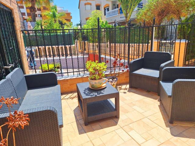 Dúplex en alquiler en Urbanización Punta Prima, Torrevieja