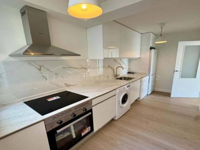 Piso en venta en Parlavà, La Laguna