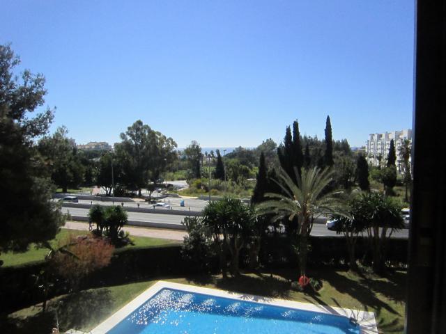 Piso en venta en Nueva Andalucía, Costa del Sol Occidental