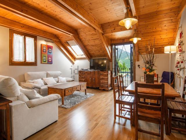 Dúplex en venta en Alto Gállego, Aragón