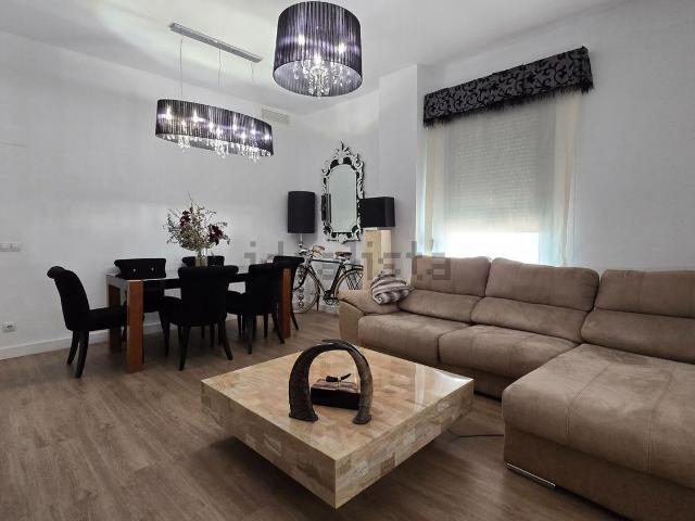 Piso en venta en Atzavares, el Baix Vinalopó