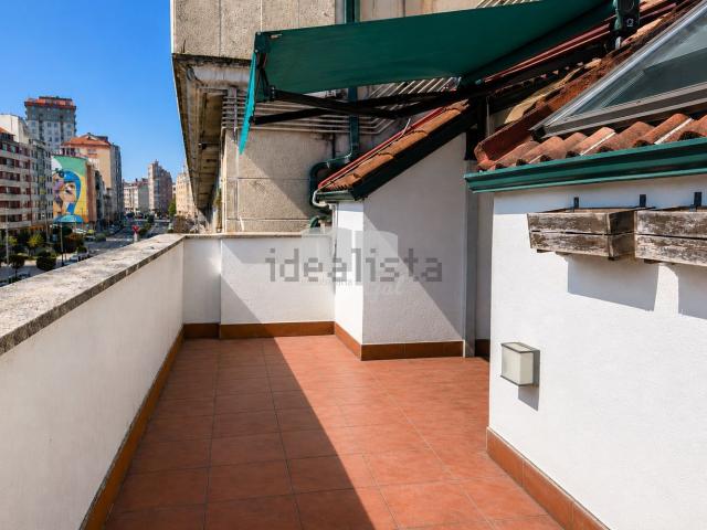 Piso en venta en Teis, Vigo