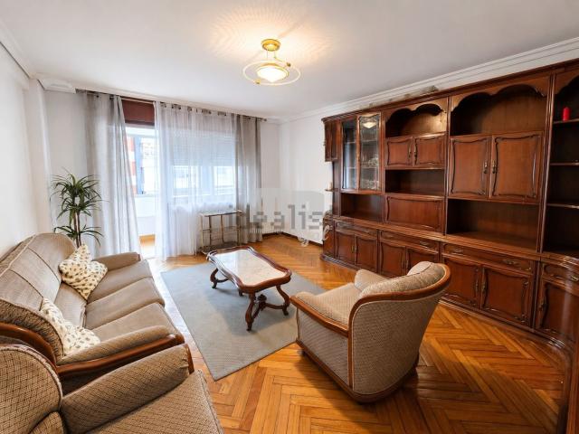 Piso en venta en Lavadores, Vigo